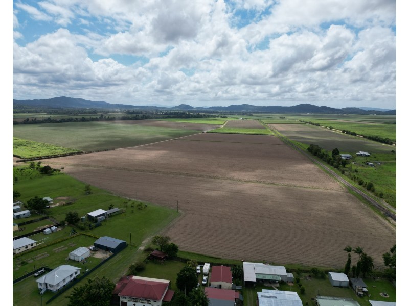 3 Albert Street, Silkwood QLD 4856