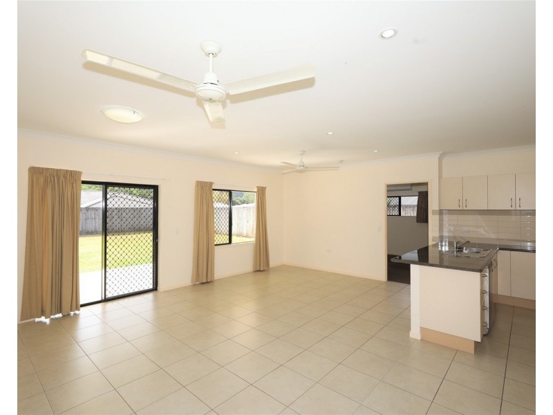 127 Fitzmaurice Drive, Bentley Park QLD 4869