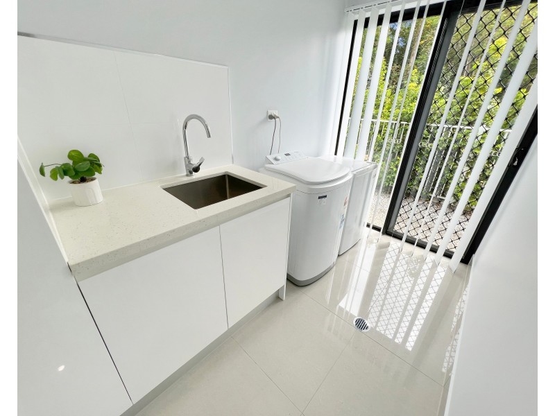 17 Lorne Loop, Kewarra Beach QLD 4879