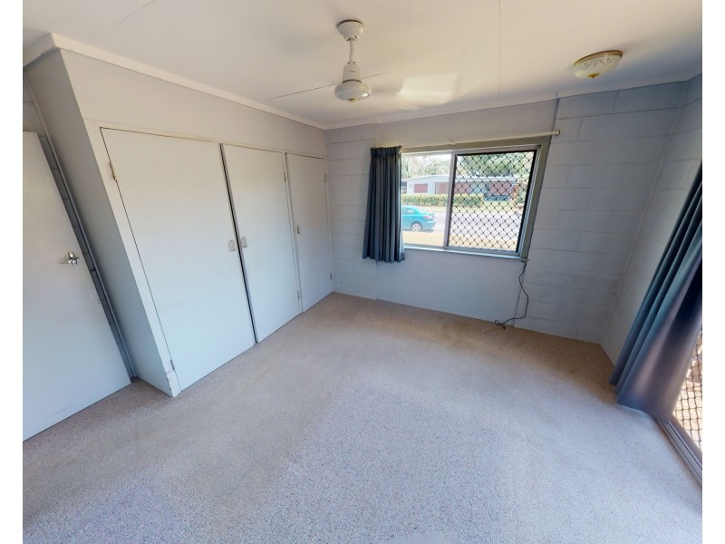 36 Maple Street, Holloways Beach QLD 4878
