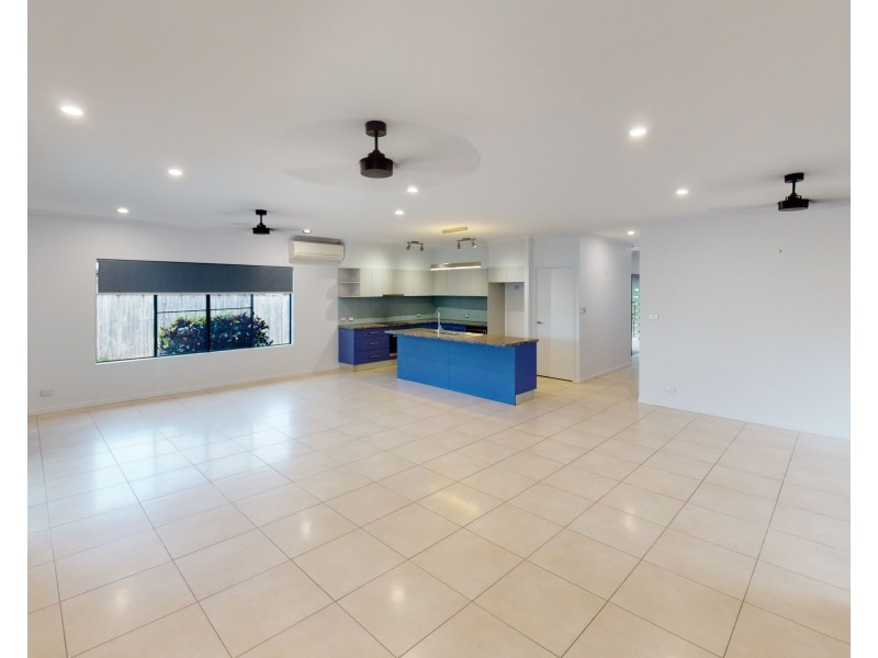 13 Raffles Avenue, Redlynch QLD 4870
