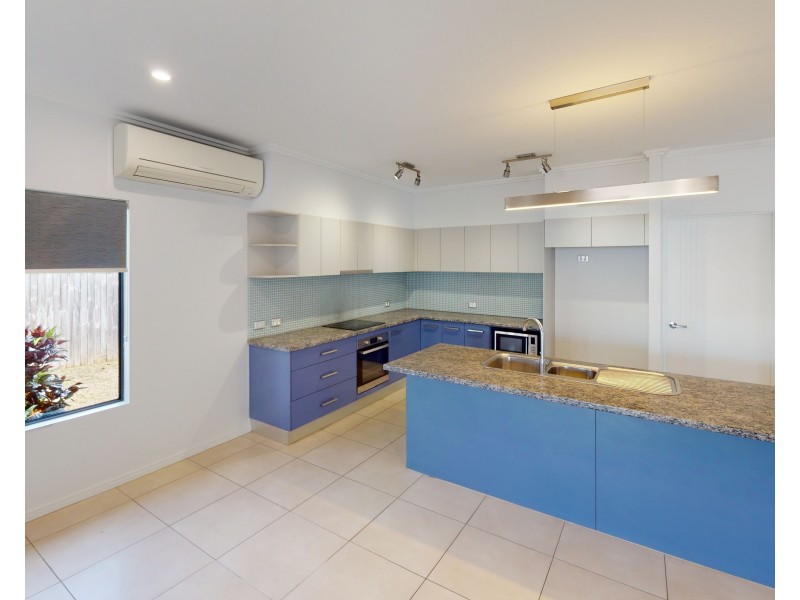 13 Raffles Avenue, Redlynch QLD 4870