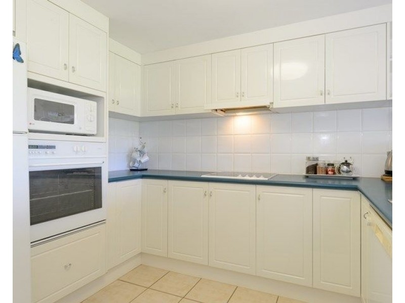 43/8-14 Munro Terrace, Mooroobool QLD 4870