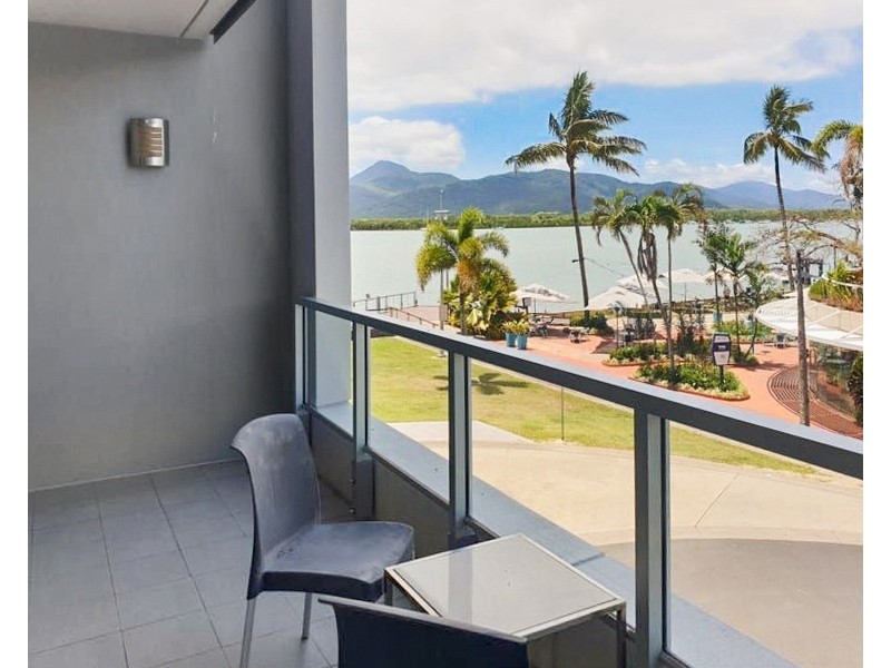 215/1 Marlin Parade, Cairns City QLD 4870