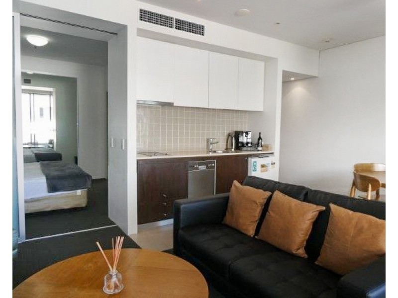 215/1 Marlin Parade, Cairns City QLD 4870