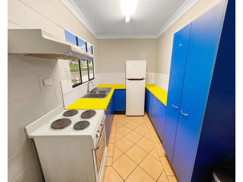 1/5 Thomas Street, Cairns North QLD 4870