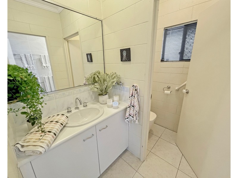 131/2-6 Lake Placid Road, Caravonica QLD 4878