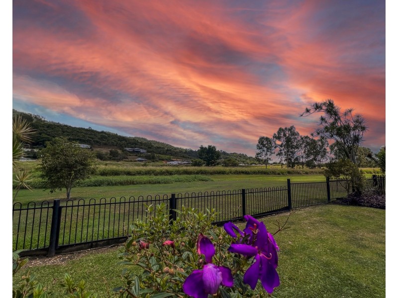 131/2-6 Lake Placid Road, Caravonica QLD 4878