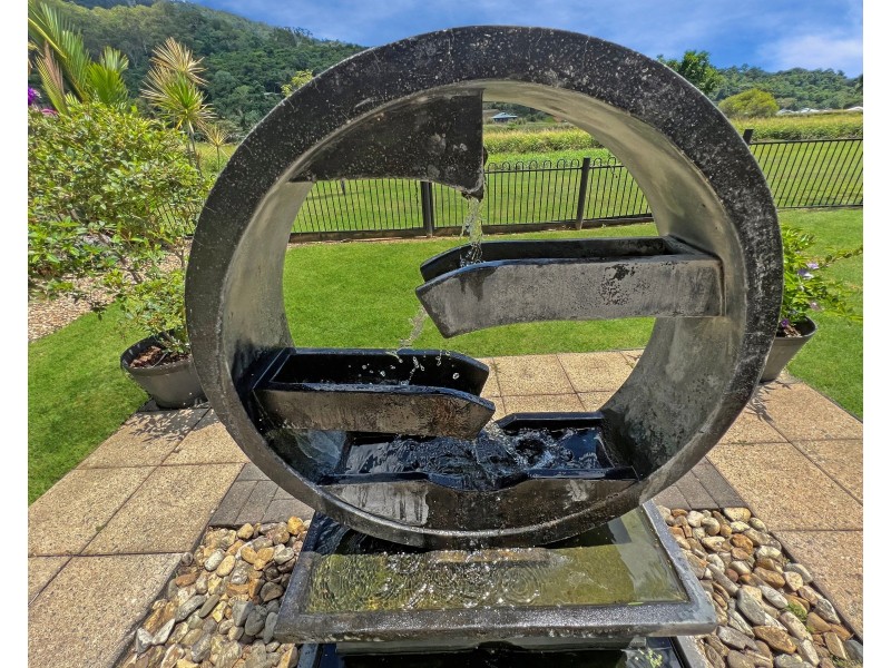 131/2-6 Lake Placid Road, Caravonica QLD 4878