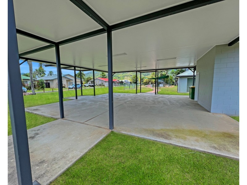 131/2-6 Lake Placid Road, Caravonica QLD 4878