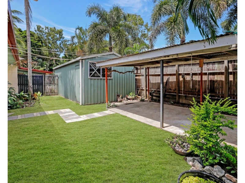 38B Clifton Road, Clifton Beach QLD 4879