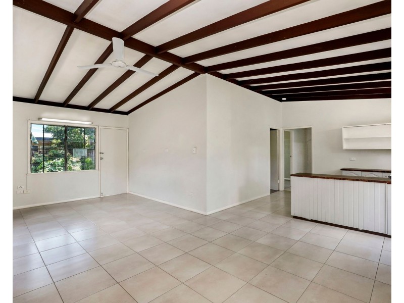 38B Clifton Road, Clifton Beach QLD 4879