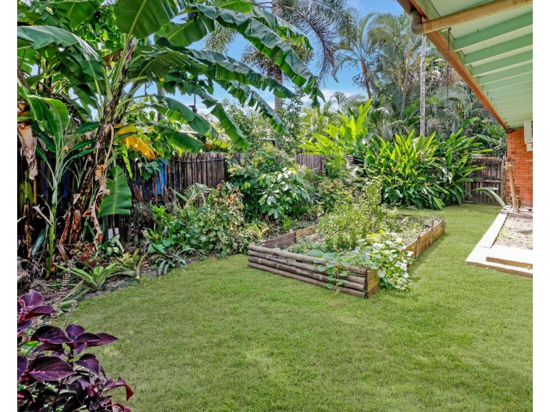 38B Clifton Road, Clifton Beach QLD 4879