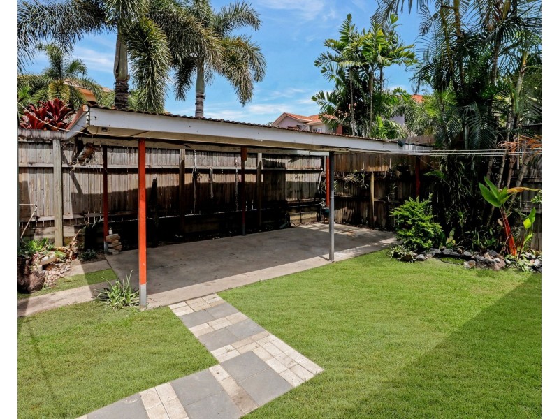 38B Clifton Road, Clifton Beach QLD 4879