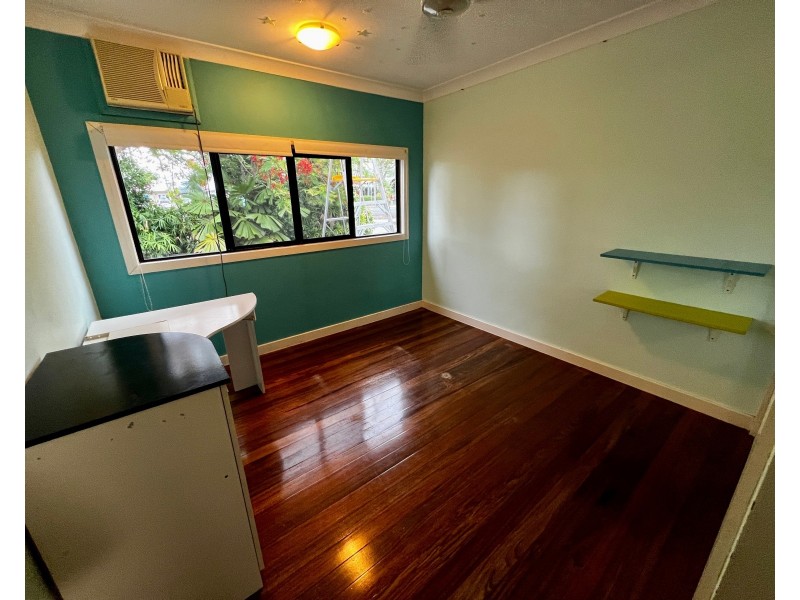 480 Varley Street, Yorkeys Knob QLD 4878