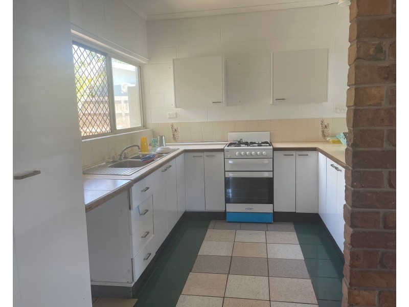 7 Dromana Close, Kewarra Beach QLD 4879