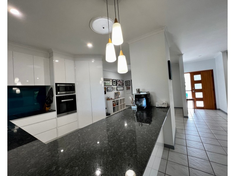 30 Cheviot Street, Smithfield QLD 4878