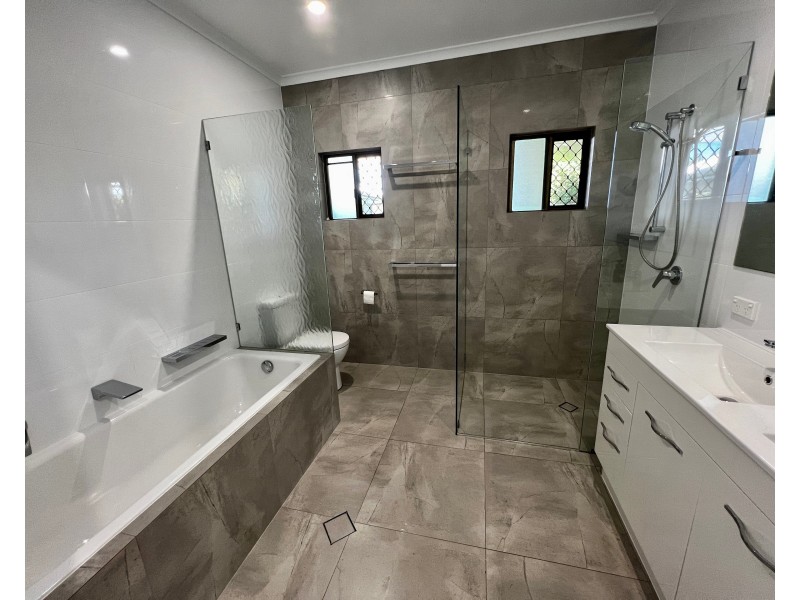 30 Cheviot Street, Smithfield QLD 4878