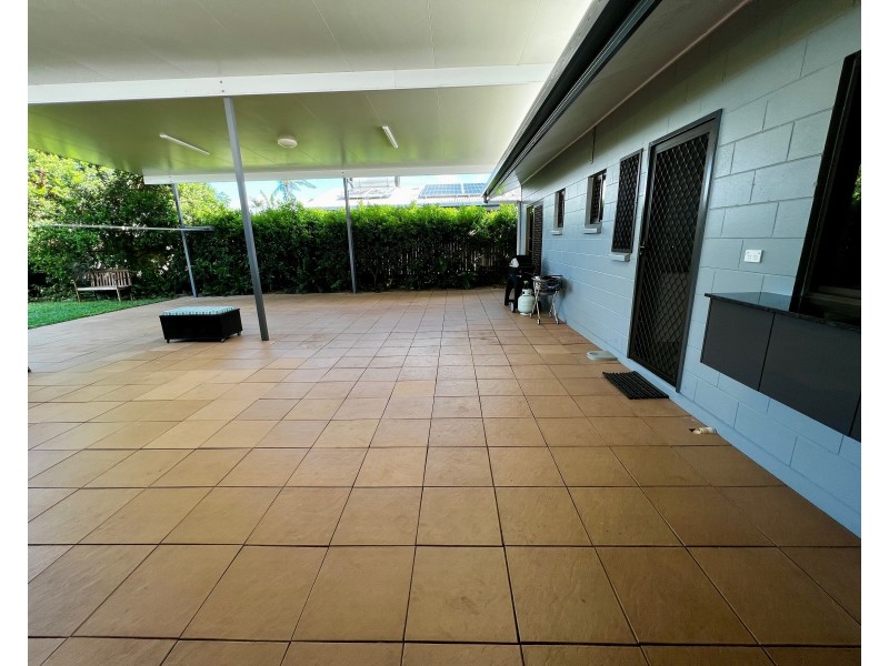 30 Cheviot Street, Smithfield QLD 4878