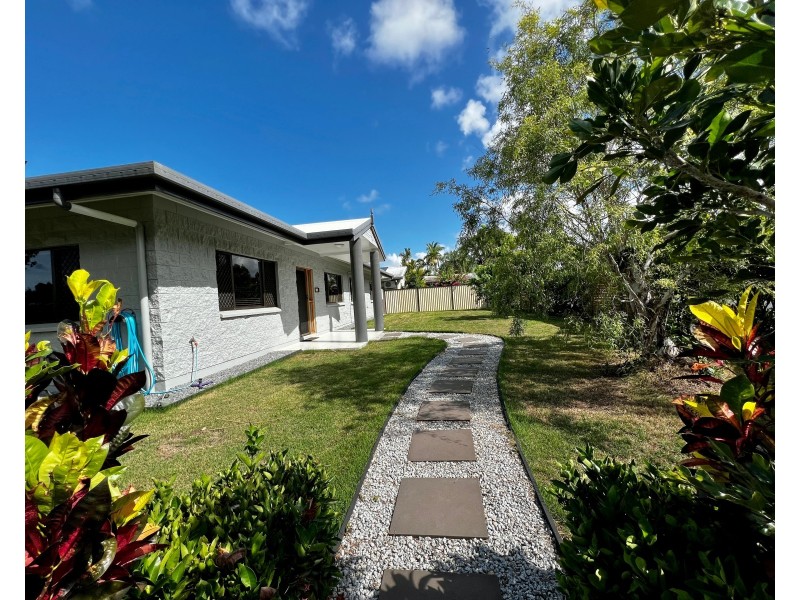 30 Cheviot Street, Smithfield QLD 4878