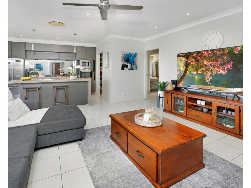 28 Selwyn Circuit, Trinity Park QLD 4879