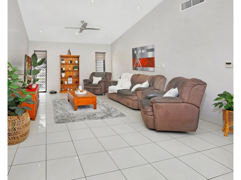 28 Selwyn Circuit, Trinity Park QLD 4879