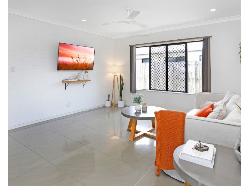 11 The Avenue, Trinity Park QLD 4879