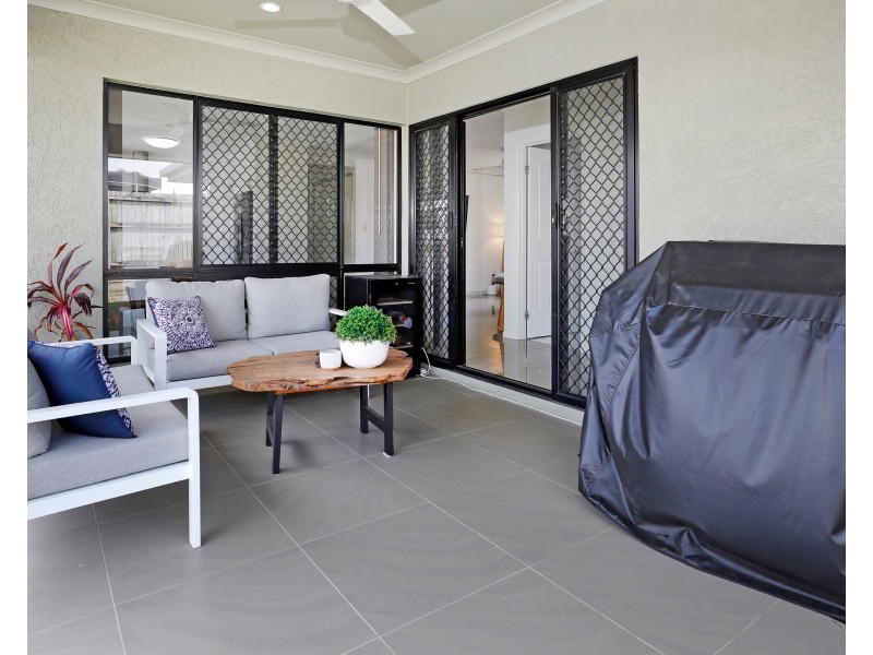 11 The Avenue, Trinity Park QLD 4879