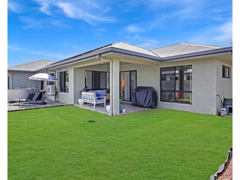 11 The Avenue, Trinity Park QLD 4879