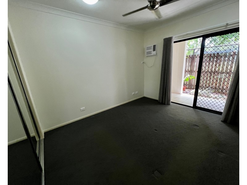 2/199 Kamerunga Road, Stratford QLD 4870