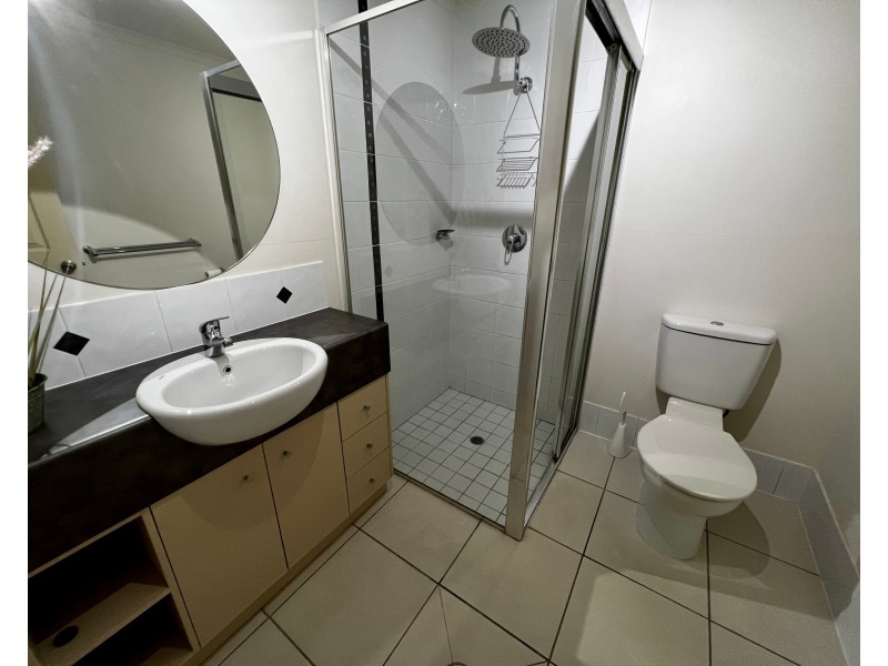 2/199 Kamerunga Road, Stratford QLD 4870