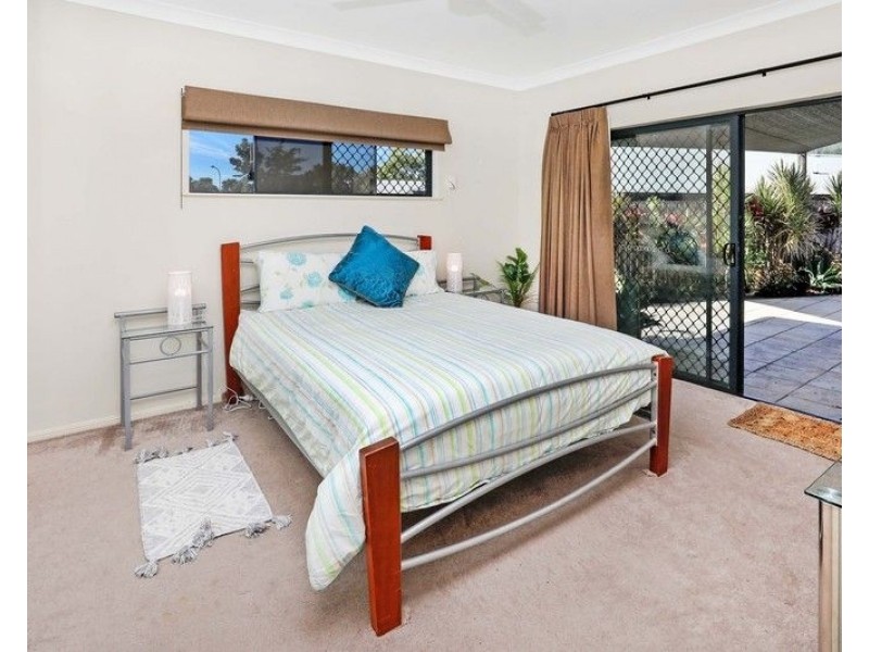 3 Capricorn Street, Bentley Park QLD 4869