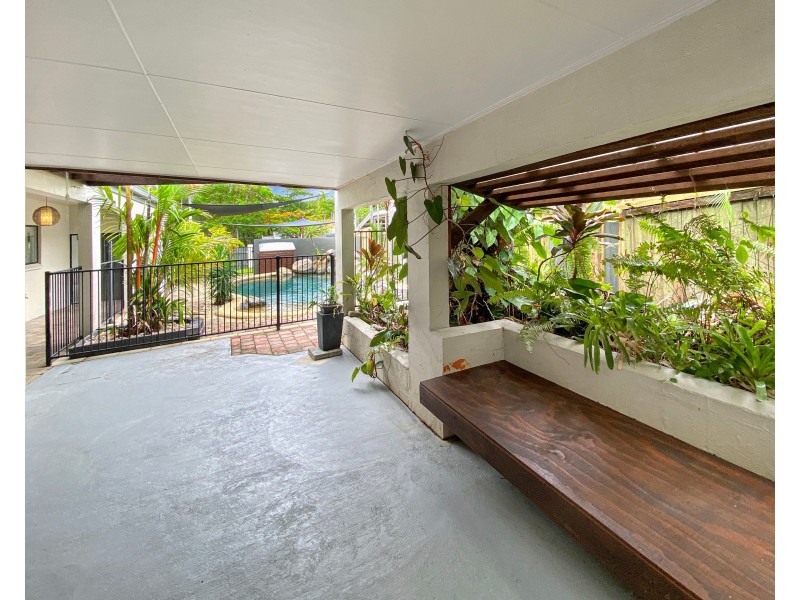 21 Rudder Street, Clifton Beach QLD 4879