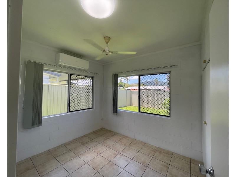 1/14 Armbrust Street, Manoora QLD 4870