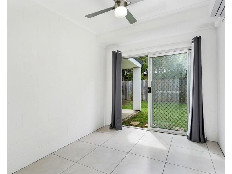 4 Queenscliff Close, Kewarra Beach QLD 4879