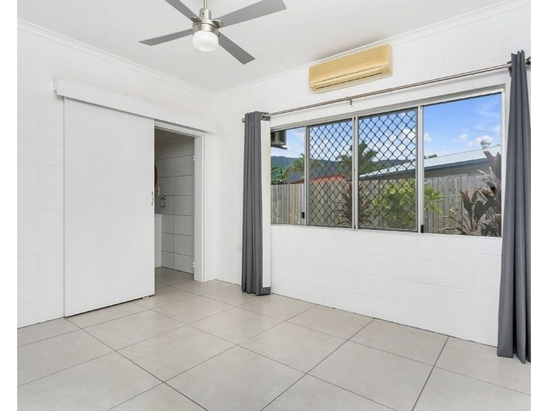 4 Queenscliff Close, Kewarra Beach QLD 4879