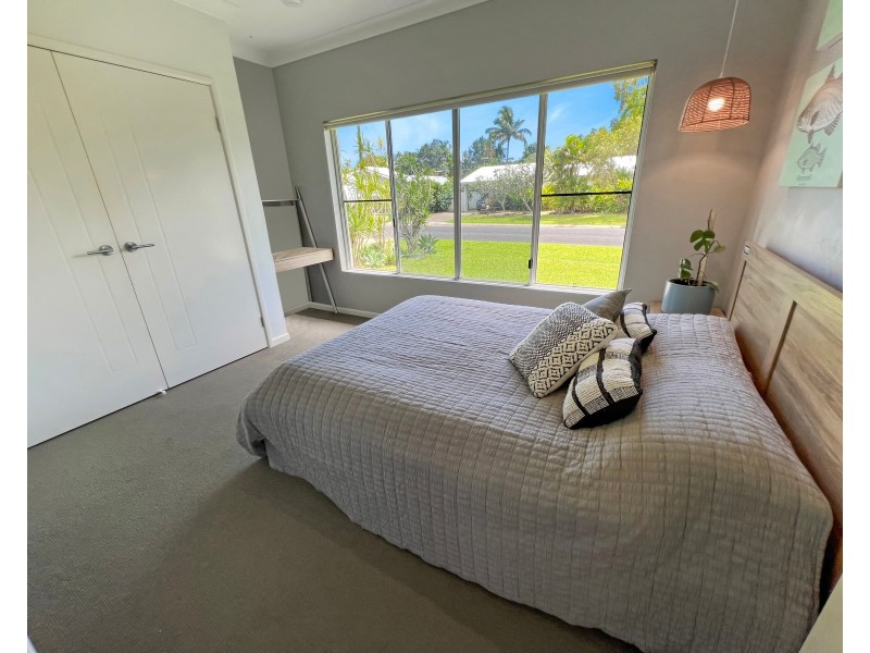 9 Limpet Close, Trinity Beach QLD 4879