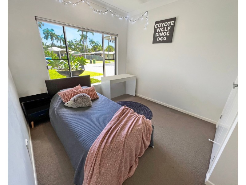 9 Limpet Close, Trinity Beach QLD 4879
