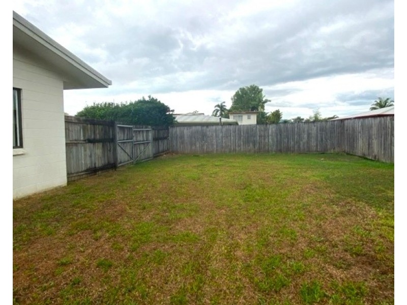 2/23 Marino Street, Whitfield QLD 4870