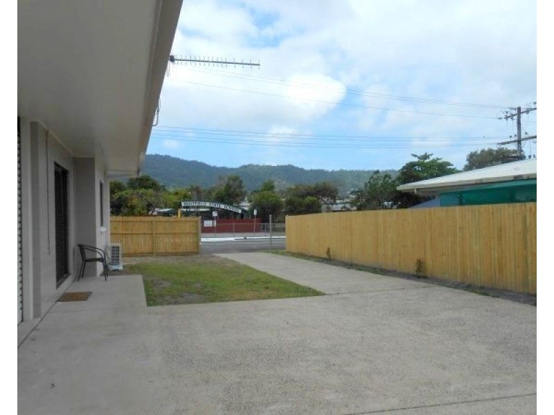 2/23 Marino Street, Whitfield QLD 4870