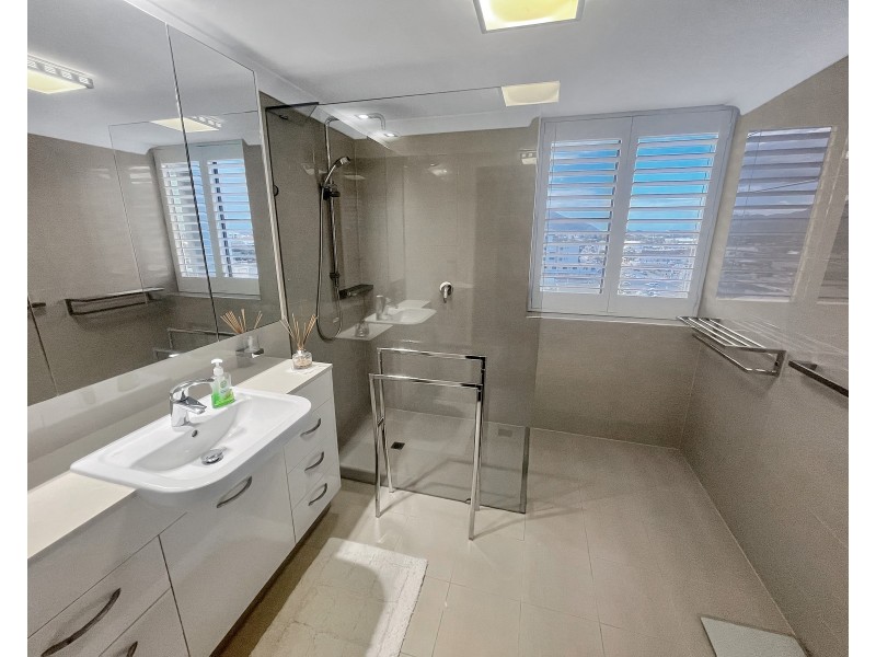 901/23-27 McLeod Street, Cairns City QLD 4870