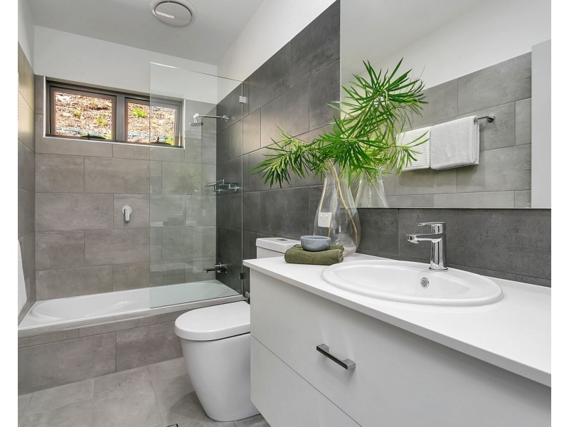 34 Mason Street, Stratford QLD 4870