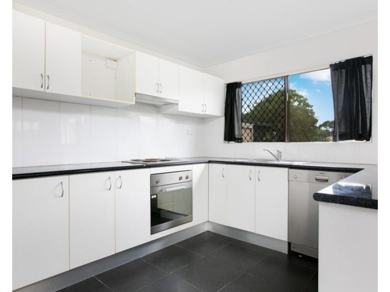 1/43 Sandown Close, Woree QLD 4868