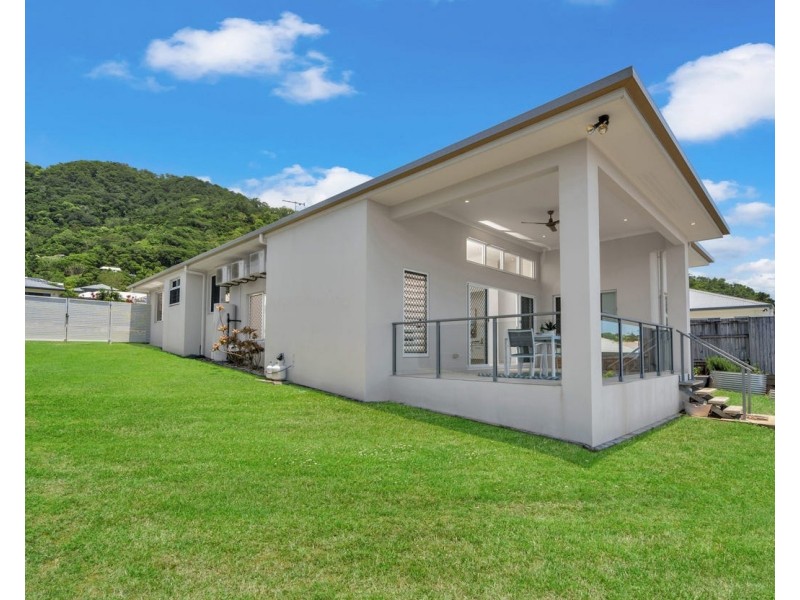 62 McFarlane Drive, Kanimbla QLD 4870