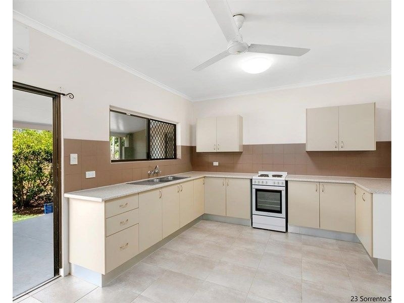82-84 Toogood Road, Woree QLD 4868