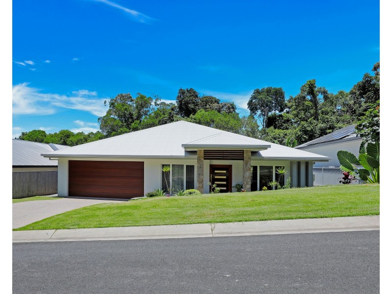 17 Pfeiffer Place, Smithfield QLD 4878
