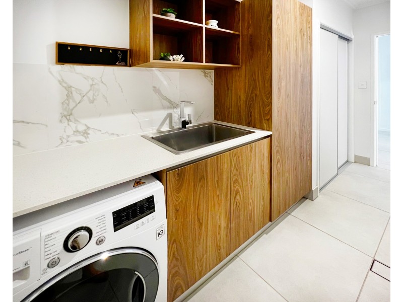 17 Pfeiffer Place, Smithfield QLD 4878