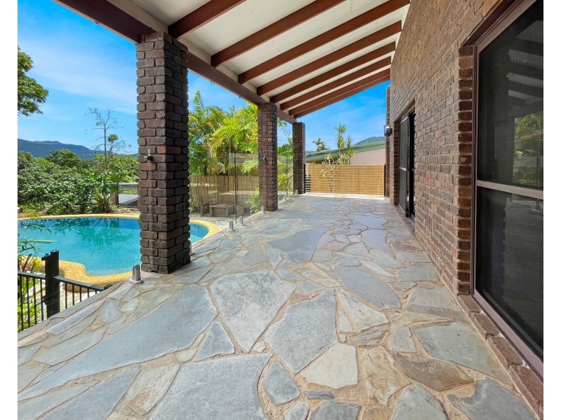 10 Ferntree Close, Brinsmead QLD 4870