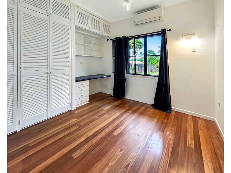 10 Ferntree Close, Brinsmead QLD 4870