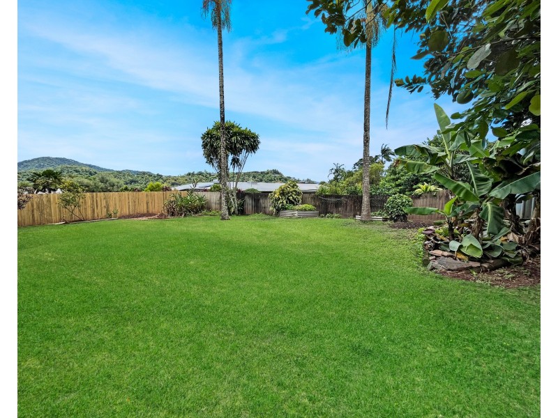 10 Ferntree Close, Brinsmead QLD 4870